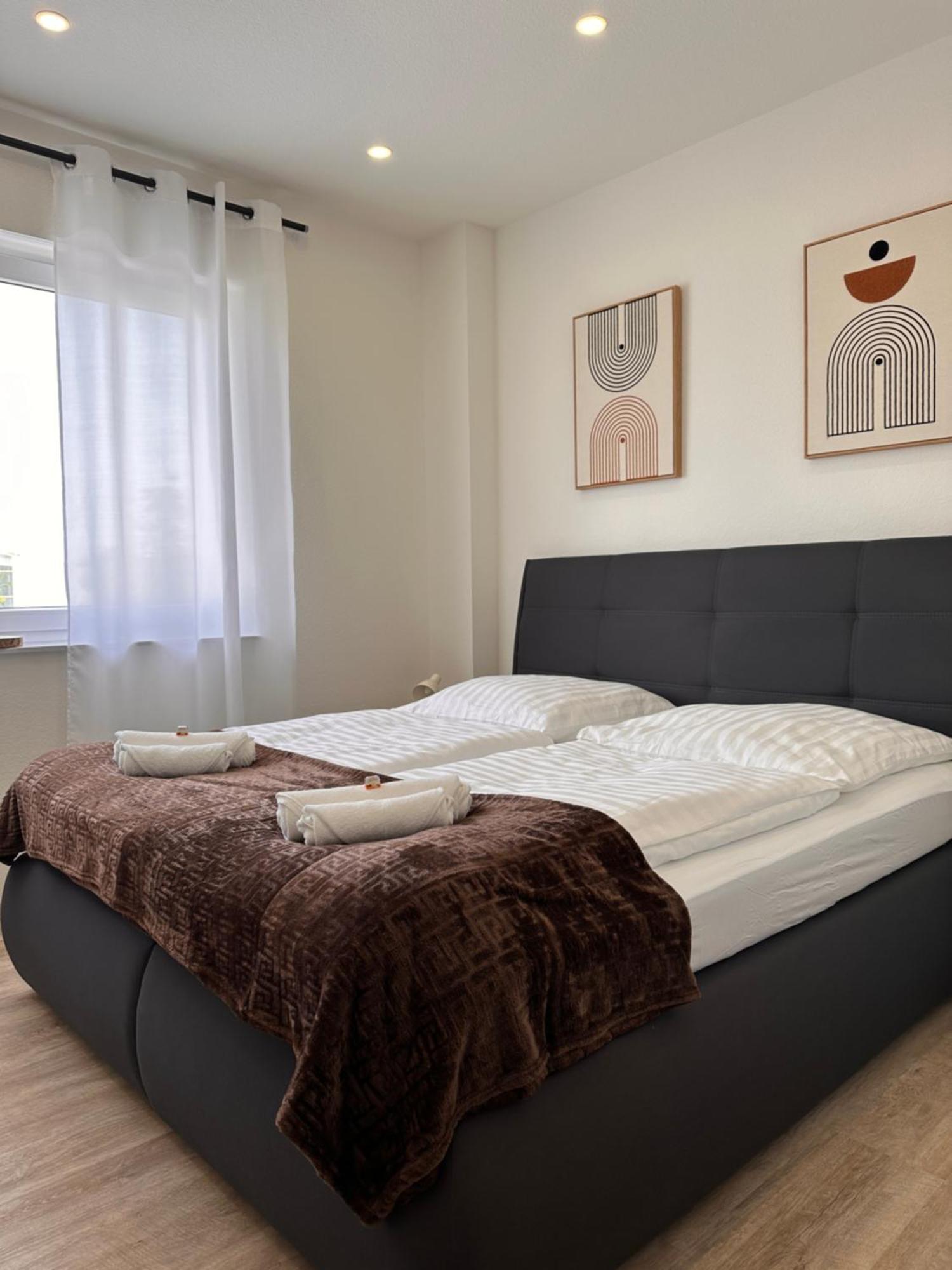 Amao-Obsidian I 120Qm I Elegantes Business- & Familienapartment I 3 Schlafzimmer I Kingsize Betten Schwanau Kültér fotó