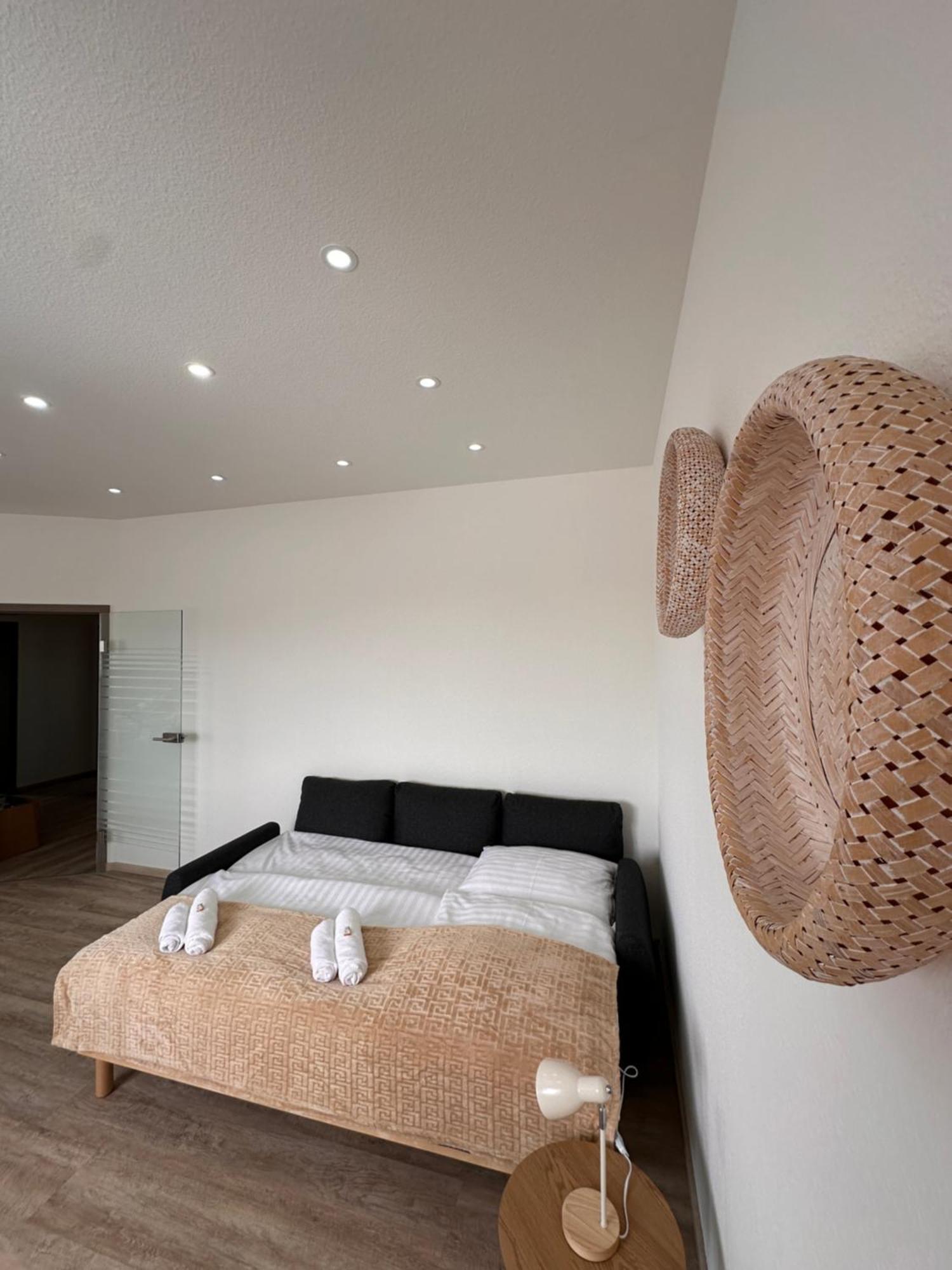 Amao-Obsidian I 120Qm I Elegantes Business- & Familienapartment I 3 Schlafzimmer I Kingsize Betten Schwanau Kültér fotó