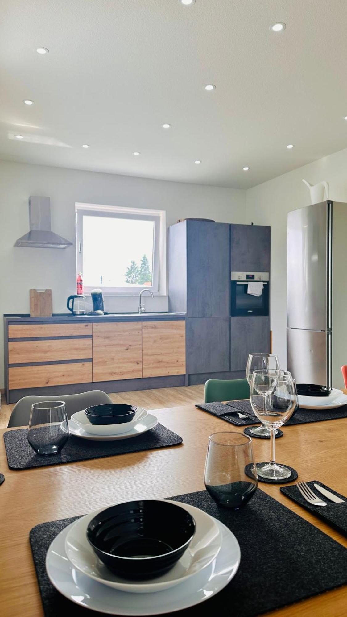 Amao-Obsidian I 120Qm I Elegantes Business- & Familienapartment I 3 Schlafzimmer I Kingsize Betten Schwanau Kültér fotó